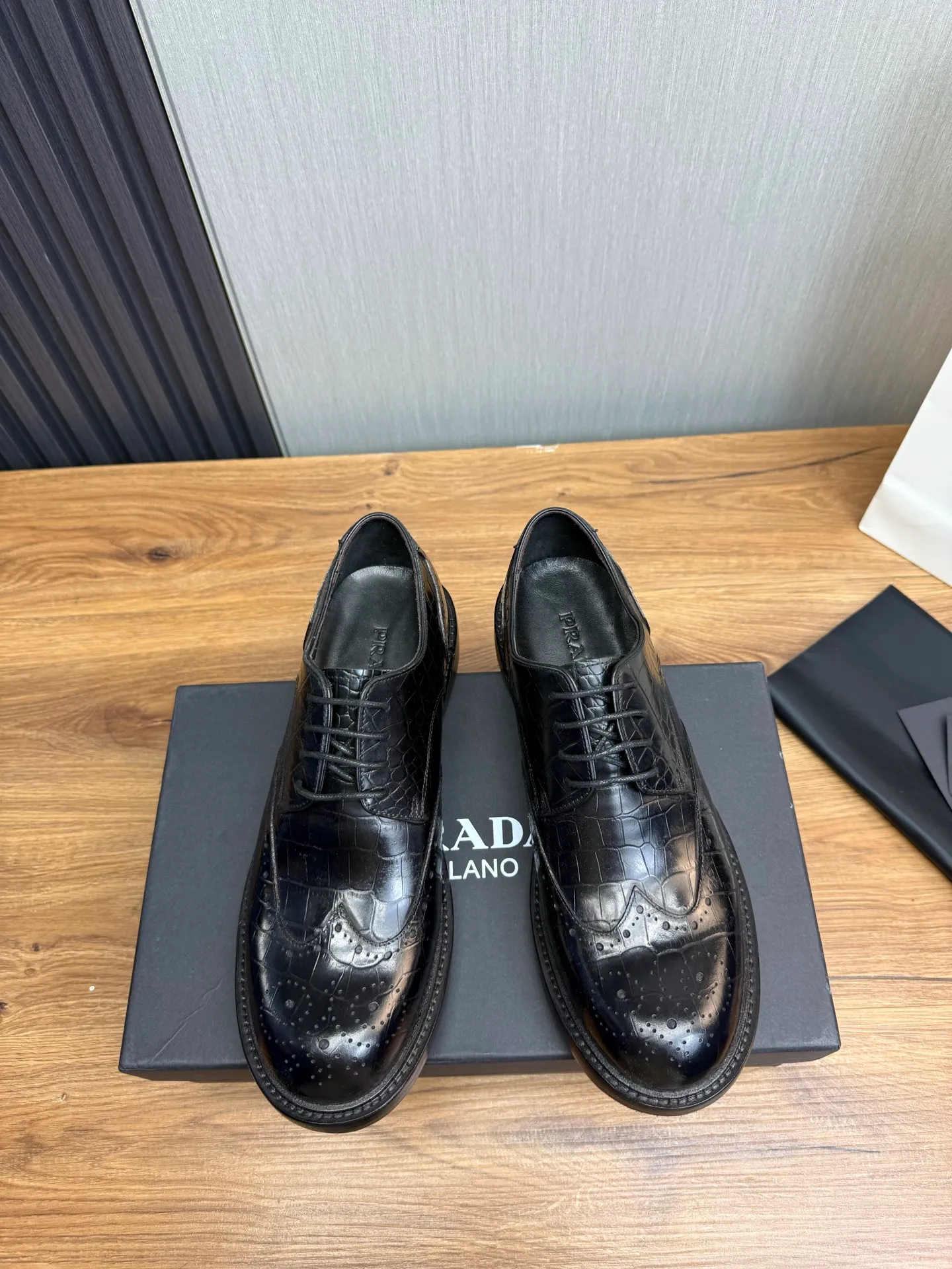 Men's shoes💰760💰 Prada.PRADA men's business casual leather shoes, 1:1 shipment ⬆️Luxurious and noble👞All imported original brand leather materials, just to create a more comfortable wearing experience, upper: original cowhide ➕Imported full cow lining, original genuine leather outsole ✔️36-45 (38.45 non-returnable)